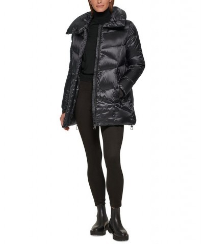 Women's Chevron Puffer Coat Black $90.00 Coats