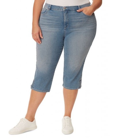 Plus Size Amanda Capri-Length Jeans Arroyo With Whiskers $15.04 Jeans