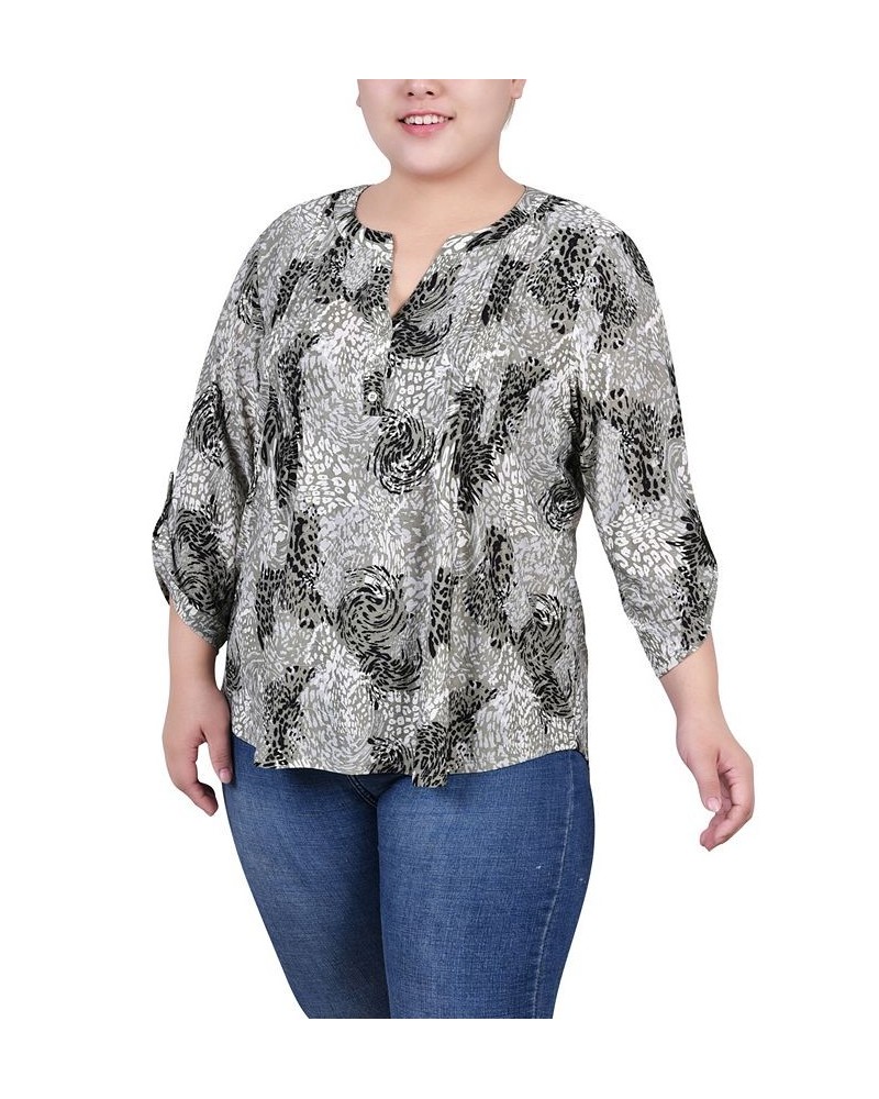 Plus Size 3/4 Roll Tab Pullover Top Shadow Black Animal $14.31 Tops