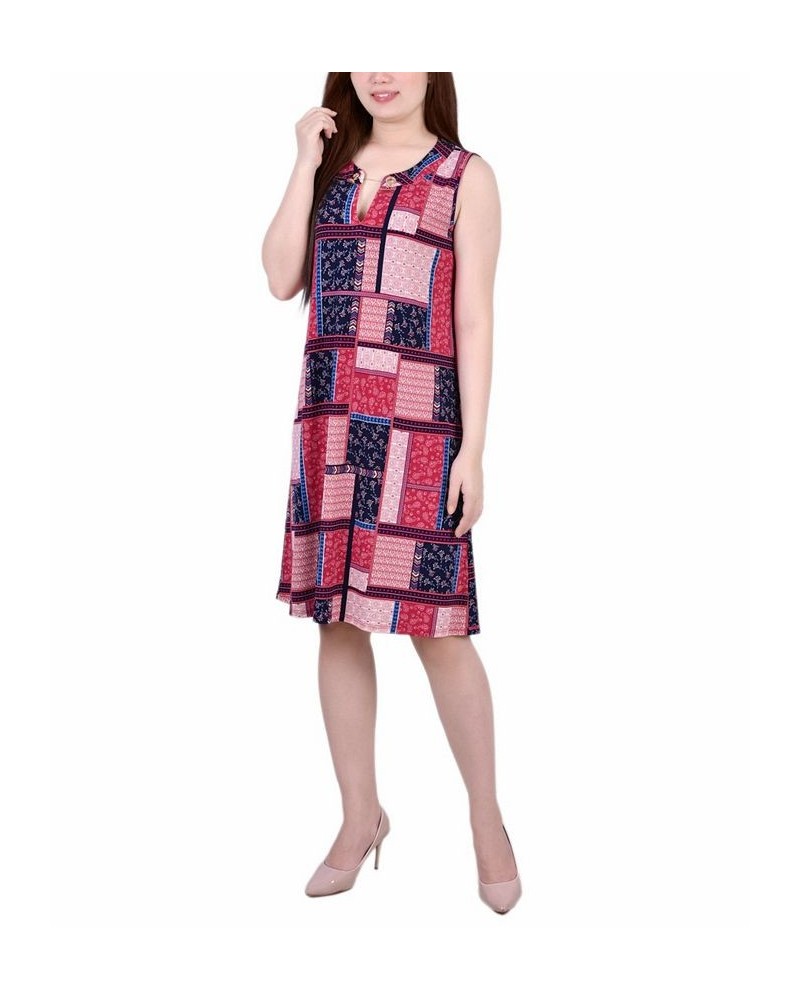 Women's Sleeveless Keyhole Dress with Hardware Sunquilt $17.34 Dresses